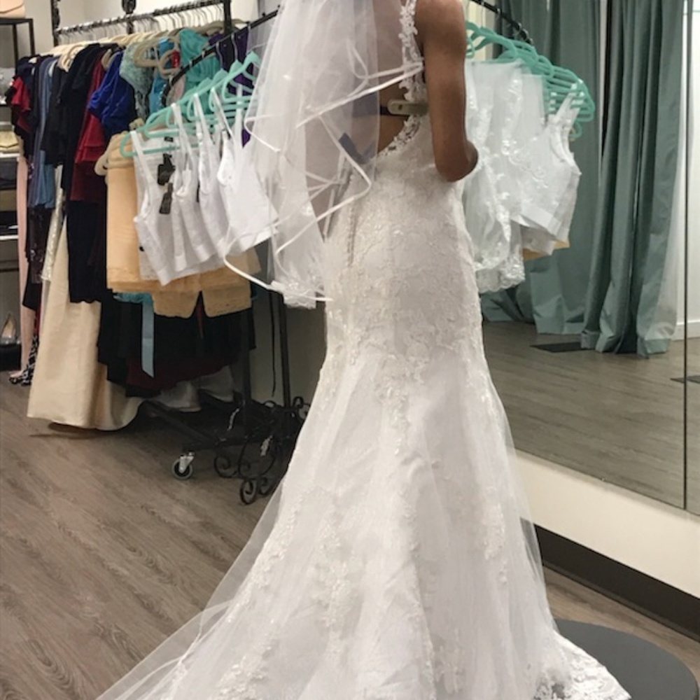 Wedding dress